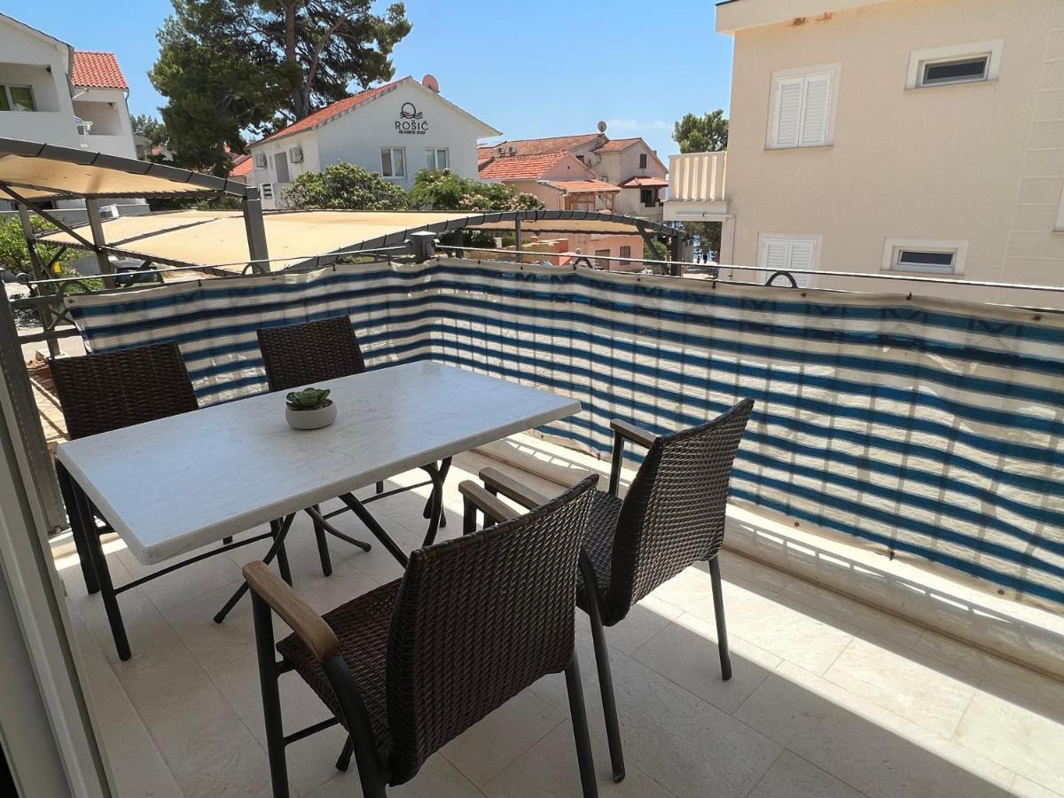 Ana Exclusive Apartments Jelsa  Exterior foto